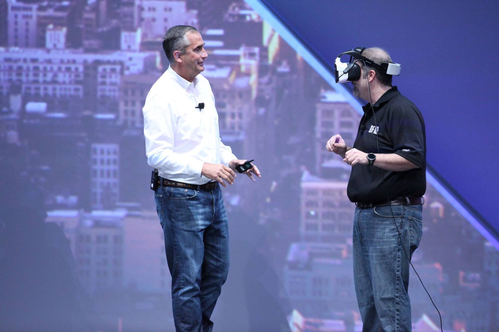 Intel launches wireless Project Alloy headset for 'merged reality'