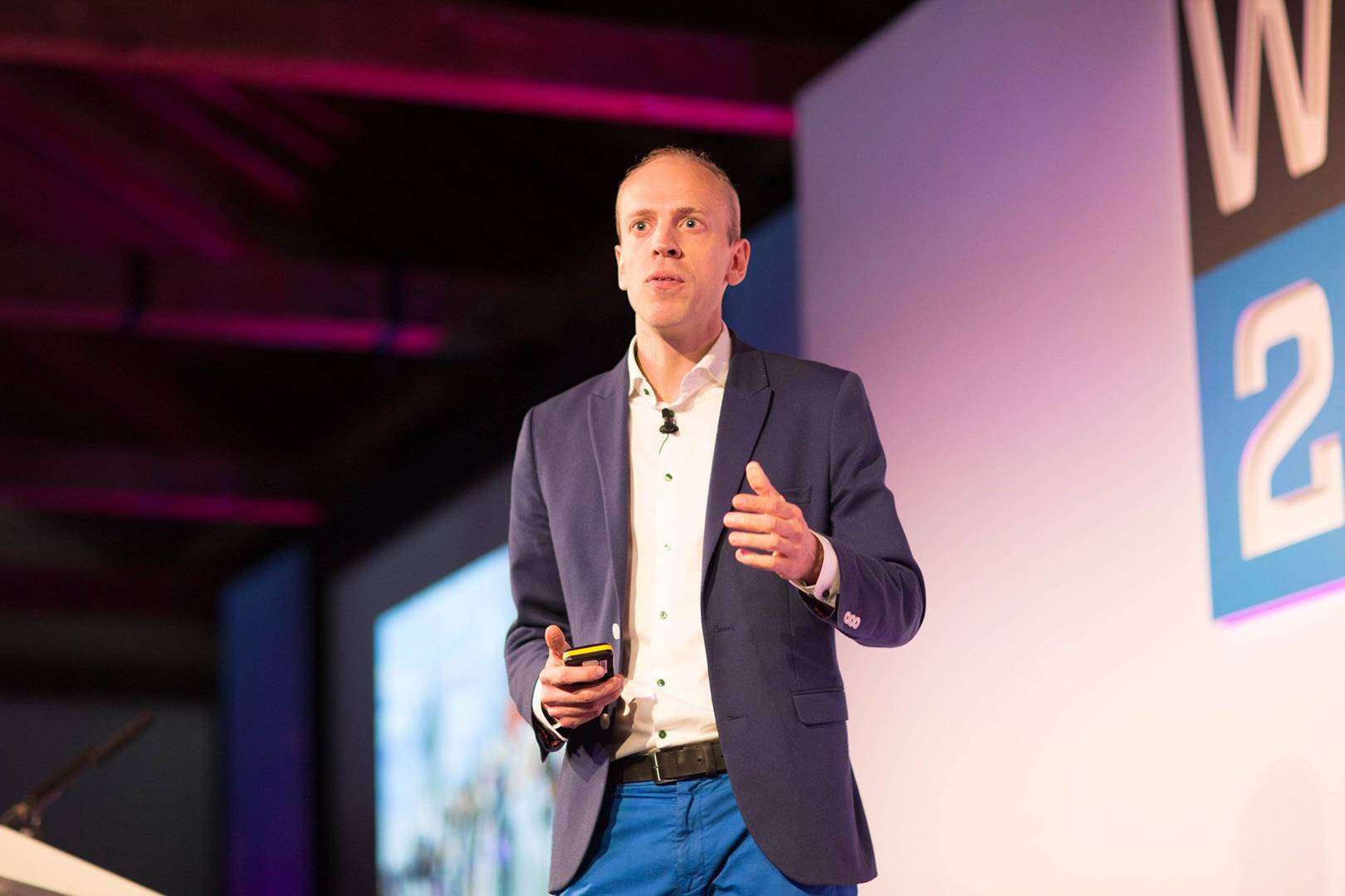 Give refugees basic human freedoms and everyone will be better off