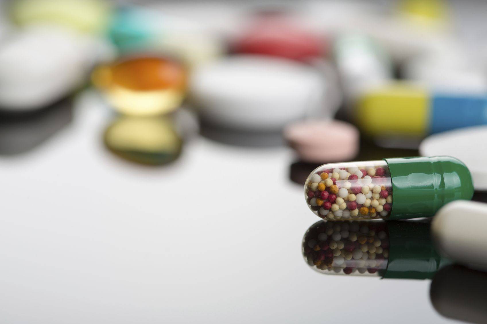 Serious drug side effects are massively underreported in medical papers