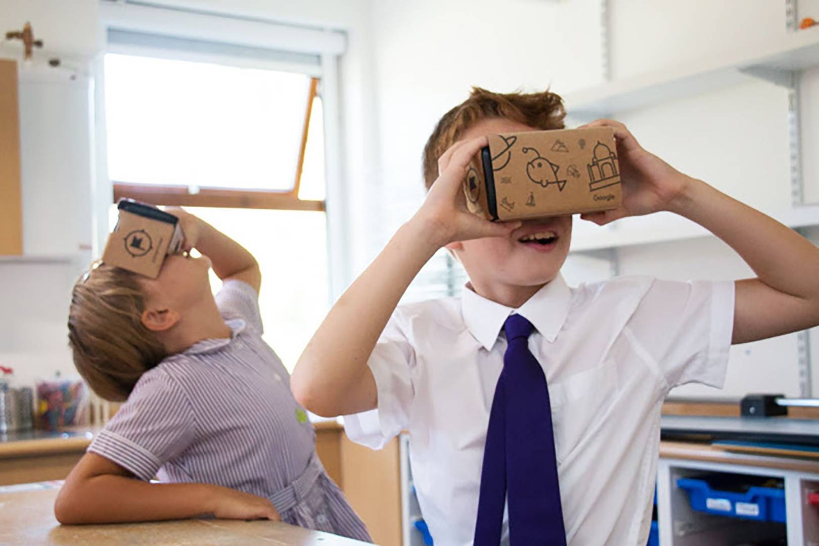 Google is bringing VR to one million UK school children