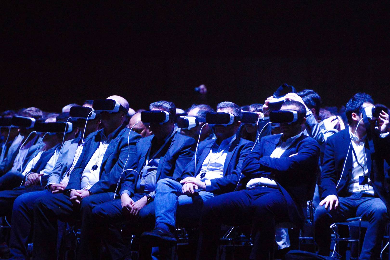 Forget high streets, by 2030 everyone will be shopping in virtual reality