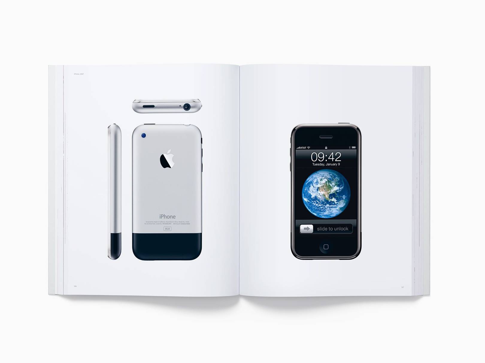 Apple's $300 book contains 450 photos of Apple products