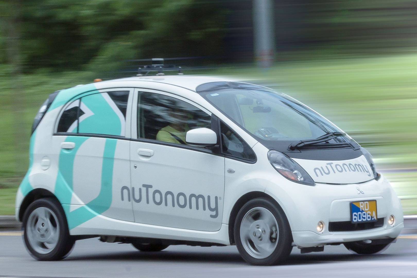 NuTonomy beats Uber to launch self-driving taxi trials