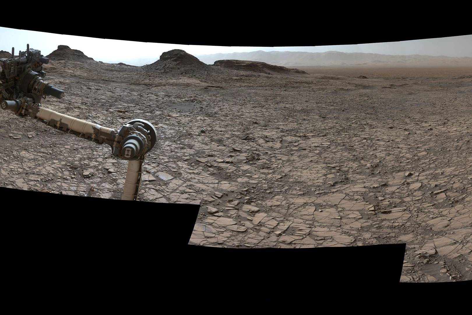 Explore Mars in 360-degrees with this panoramic shot from Curiosity