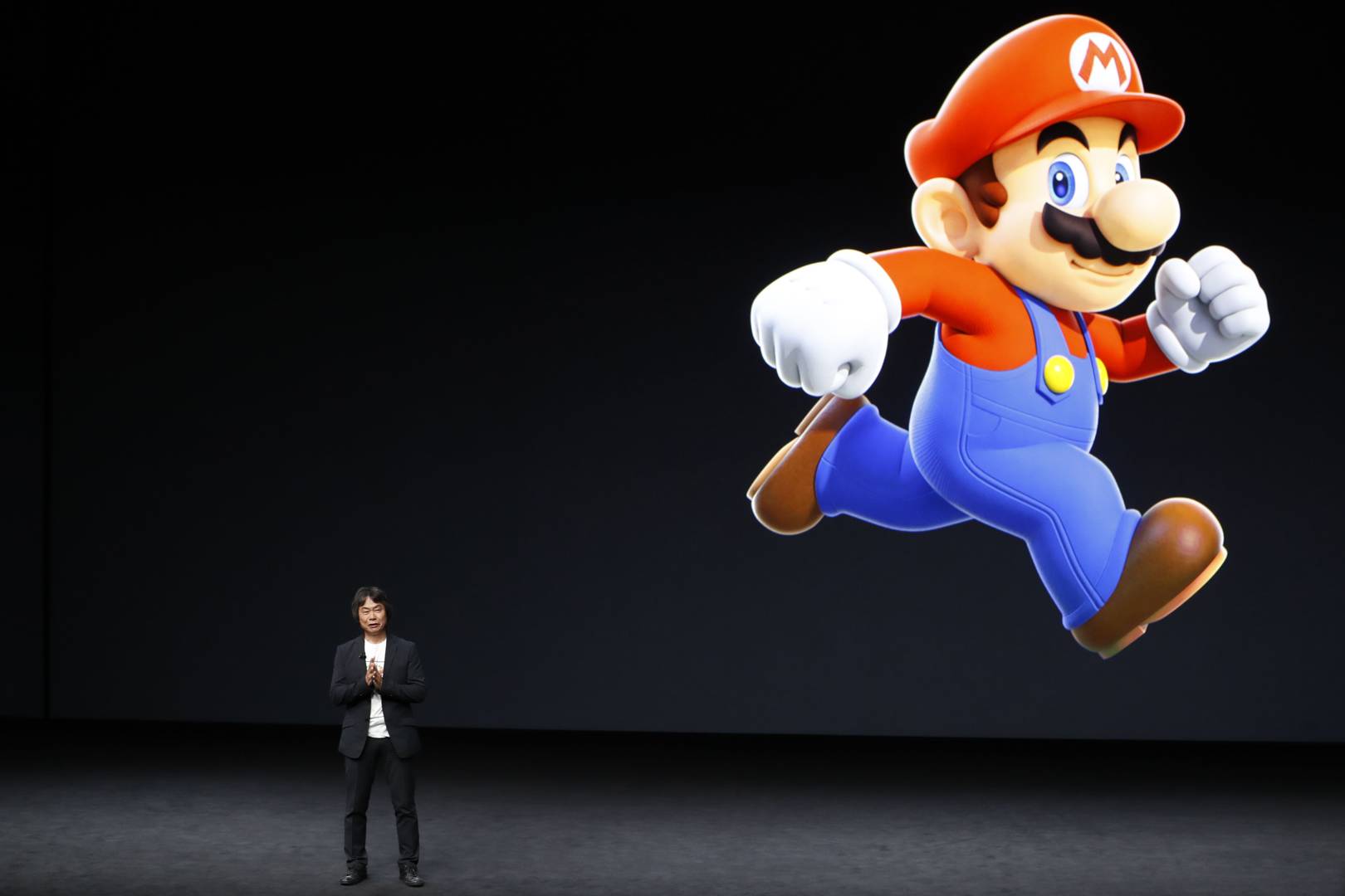 Super Mario Run is coming to iOS on December 15