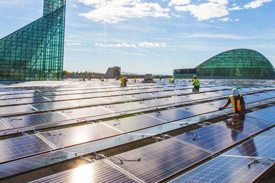 Panasonic teams up with Tesla to make solar cells at SolarCity