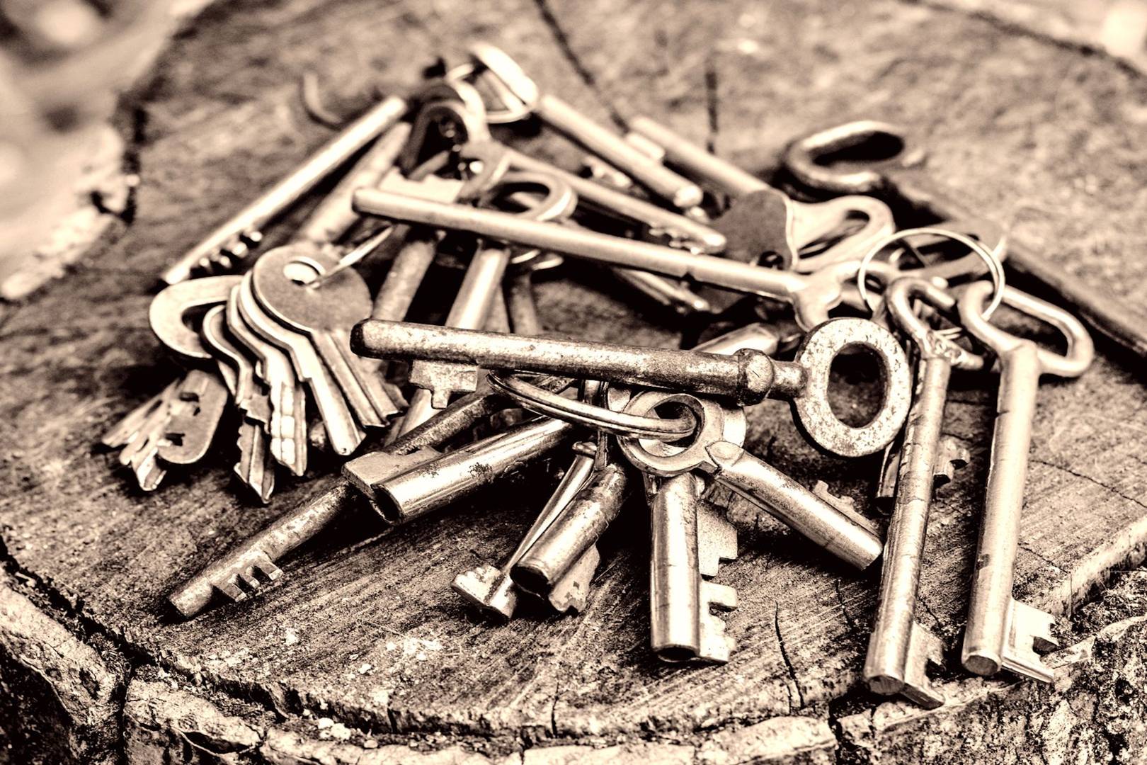 WhatsApp beats Telegram to be crowned the most secure messaging app