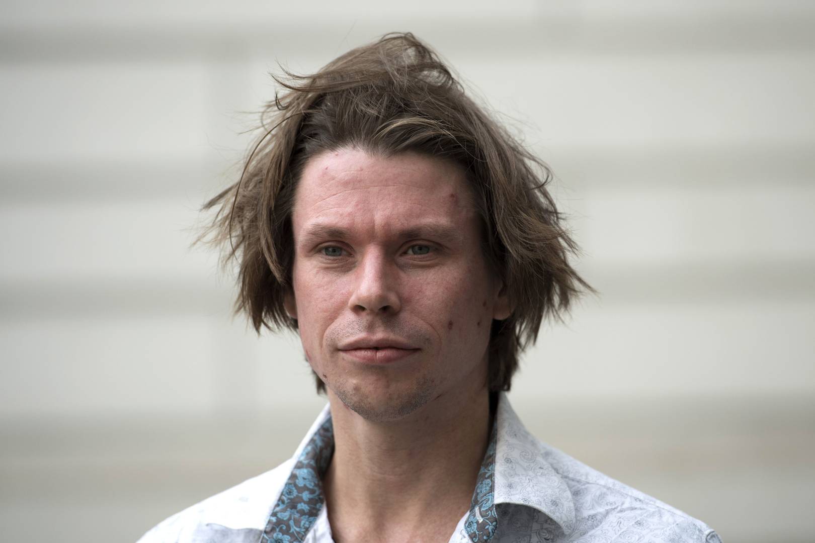 Lauri Love should be extradited to the USA, British court rules