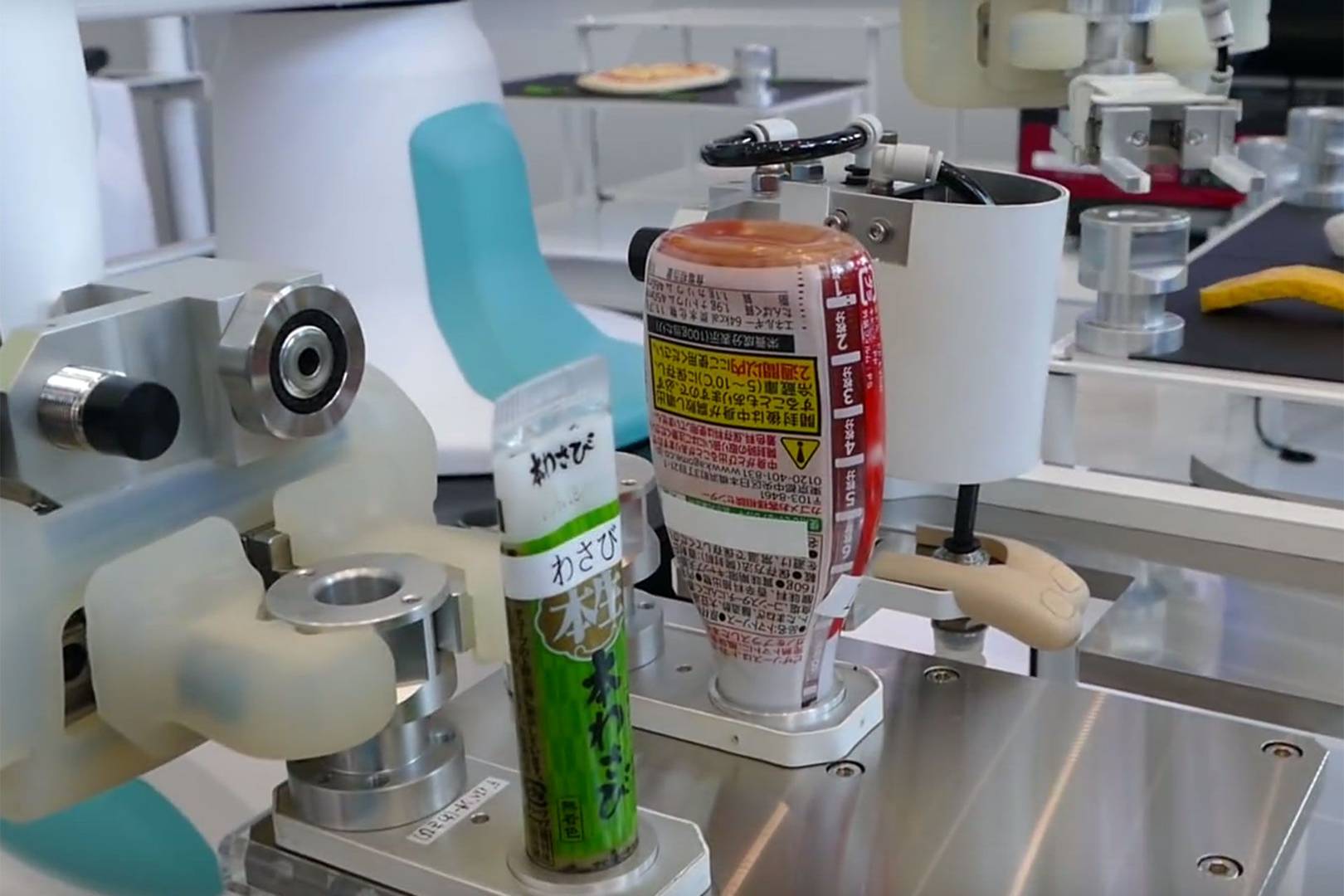 Sushi-making robot creates artful snack using motorised arms – and even adds wasabi