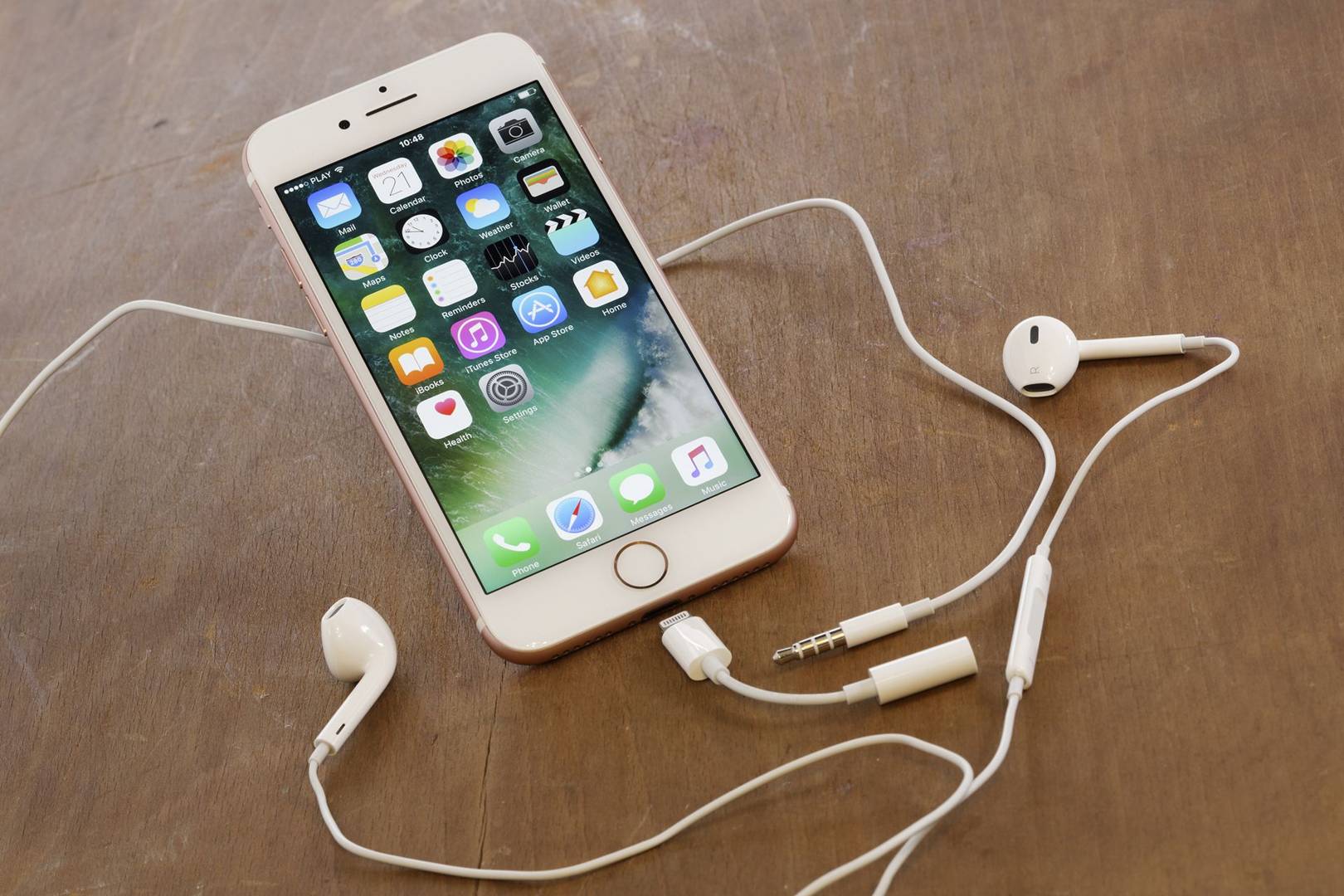 iOS 10 security glitch makes it easier for hackers to steal your data