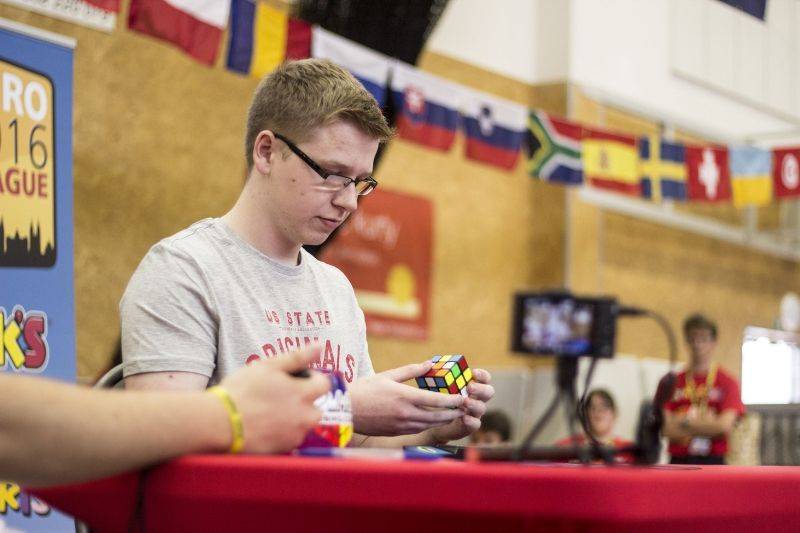 Watch a 'speedcuber' solve a Rubik's Cube at a near superhuman pace