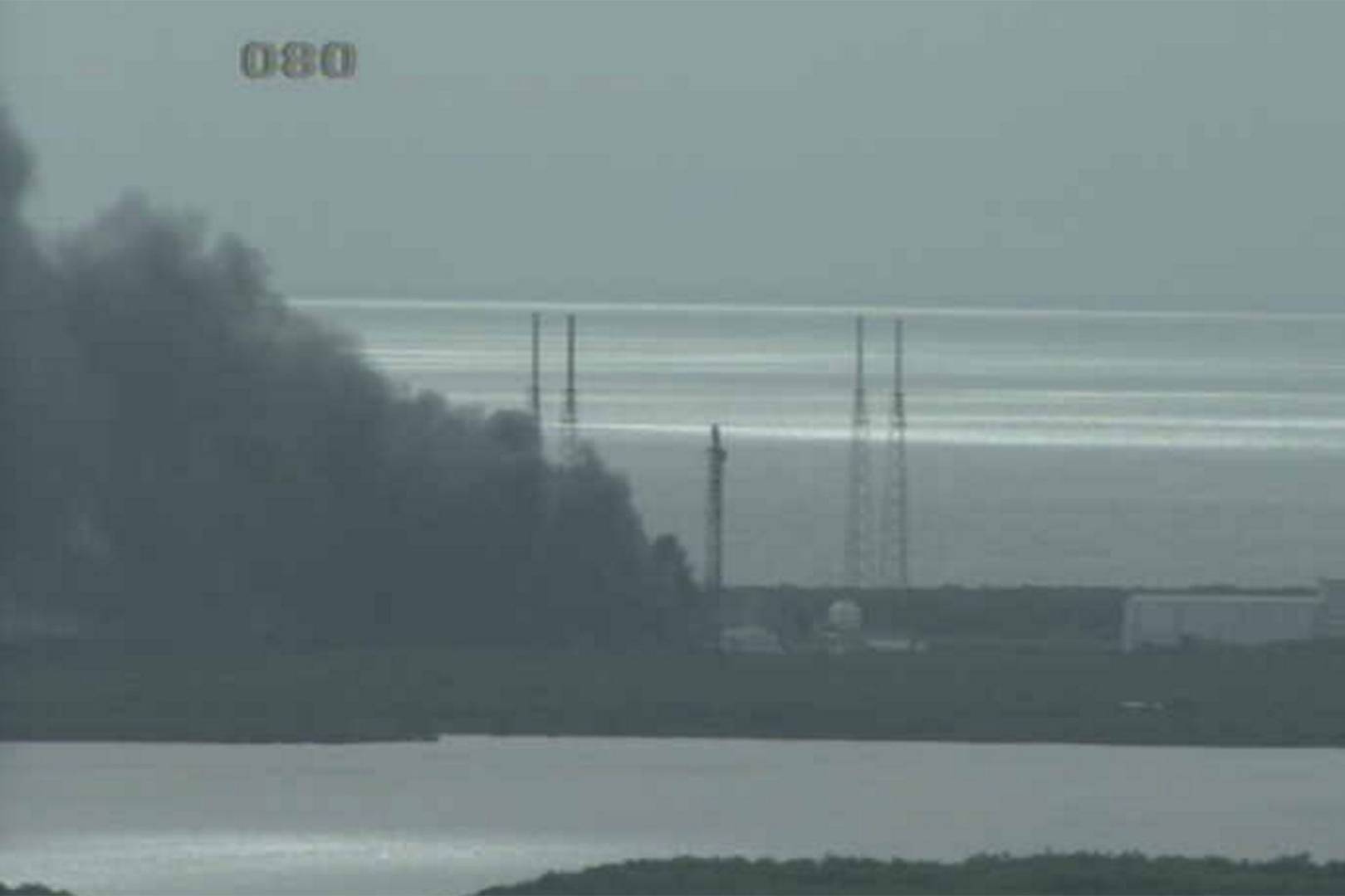 Watch the moment SpaceX's Falcon 9 rocket explodes