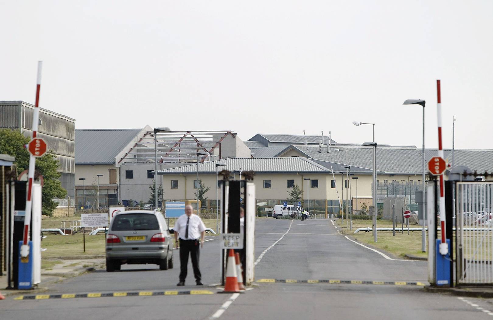 Yarl's Wood detention centre is replacing staff with 'self-service kiosks'