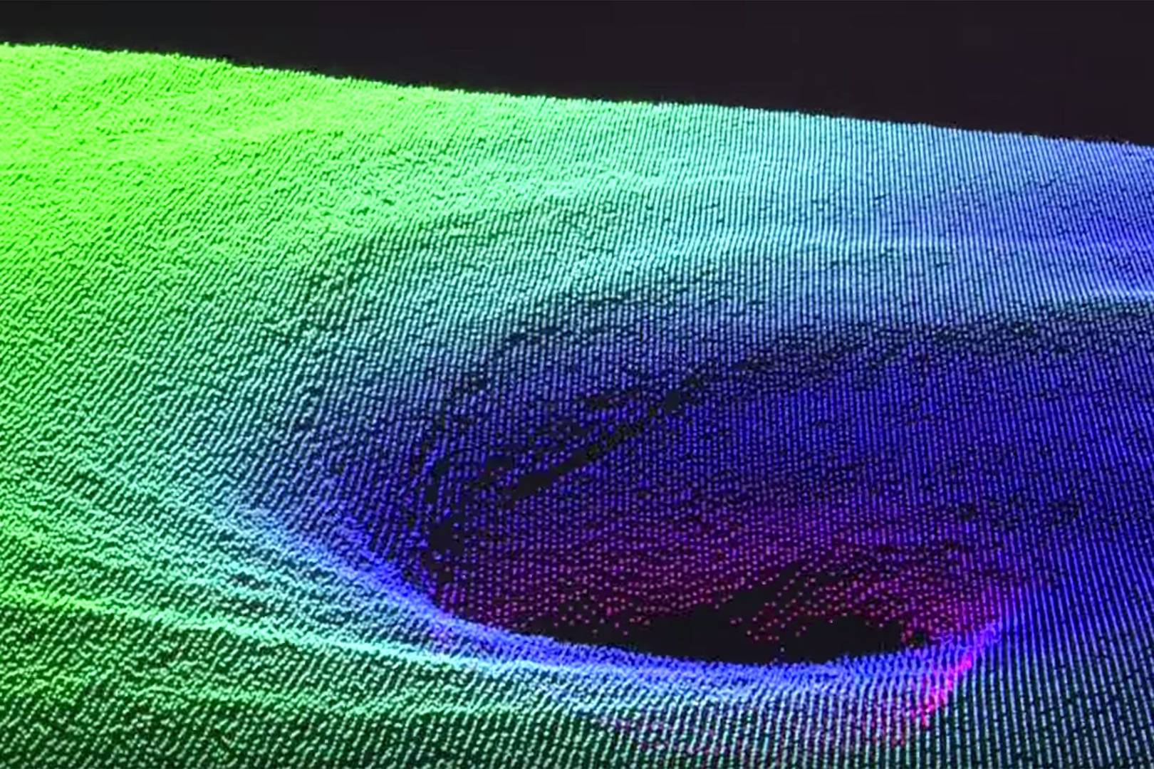 Dizzying simulator shows 'black holes' being made in a water tank