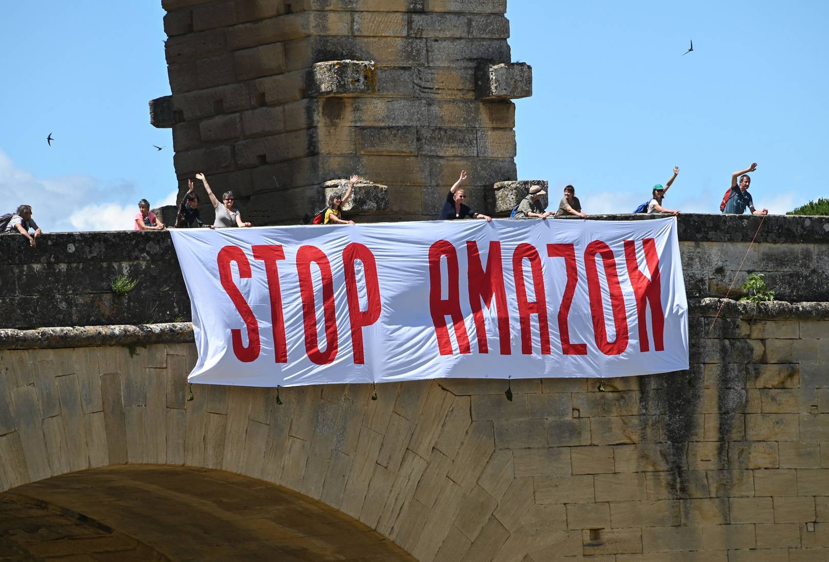 This French Town Has Created Its Own Amazon With A Difference Wired Uk
