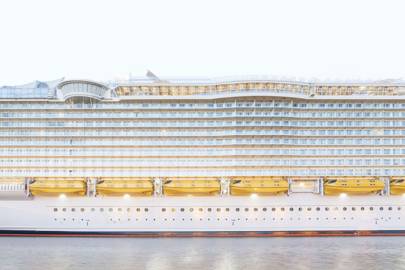 The Dizzying Story Of Symphony Of The Seas The Largest And Most