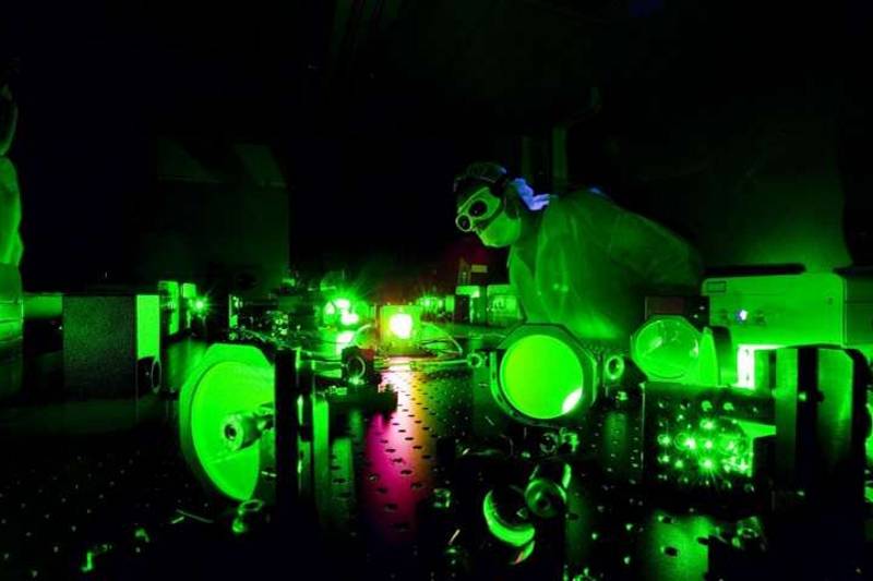 Scientists have created light that's a billion times brighter than the Sun – and it could speed up our phones