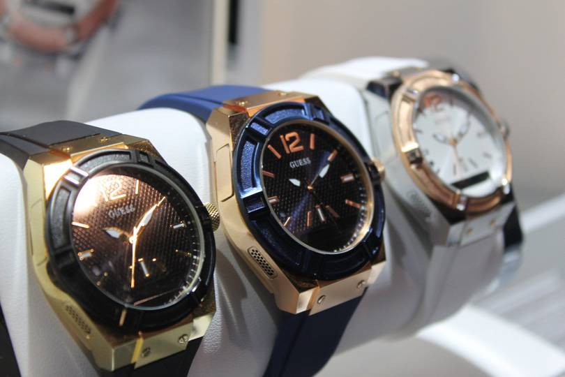 smartwatch guess 2018