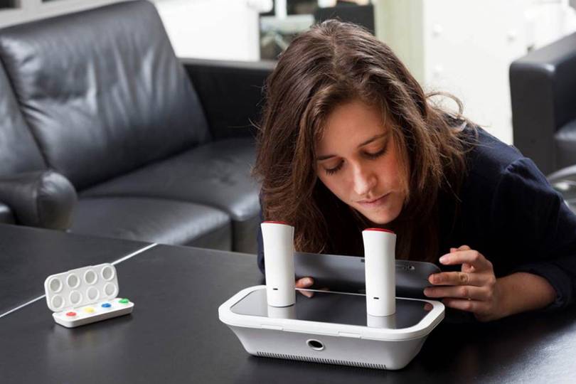 Receive smell-o-grams with this scent-sending phone | WIRED UK - 810 x 540 jpeg 39kB