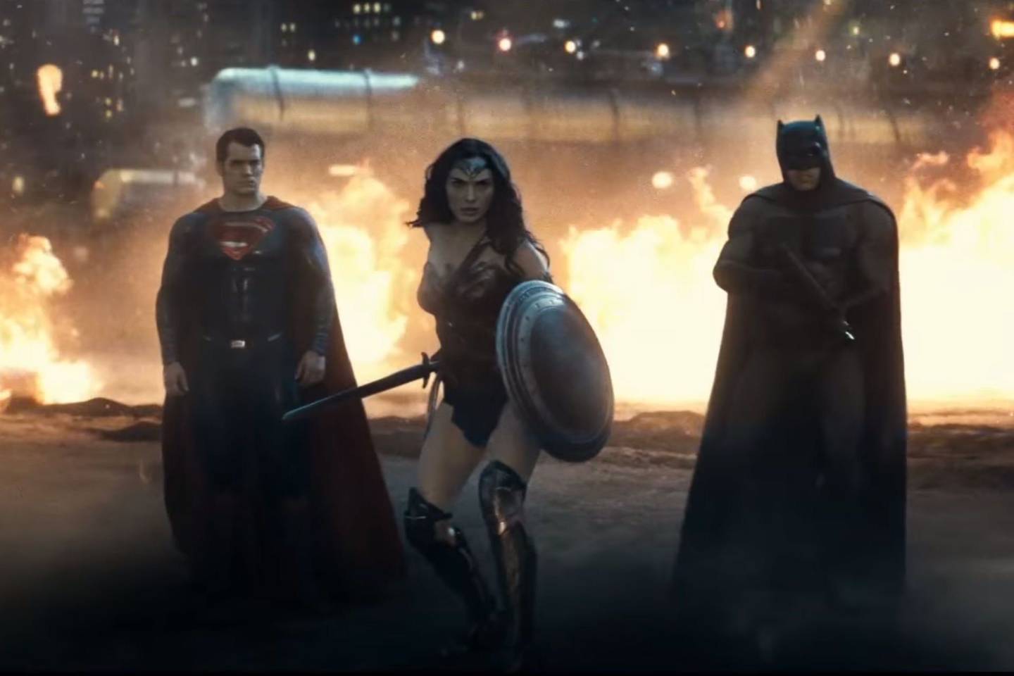 Watch Batman V Superman's First Major Battle Scene | WIRED UK