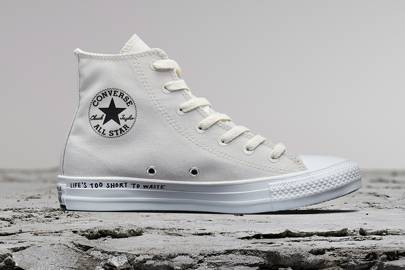 New Converse Renew trainers are made from 11 plastic bottles per pair |  WIRED UK