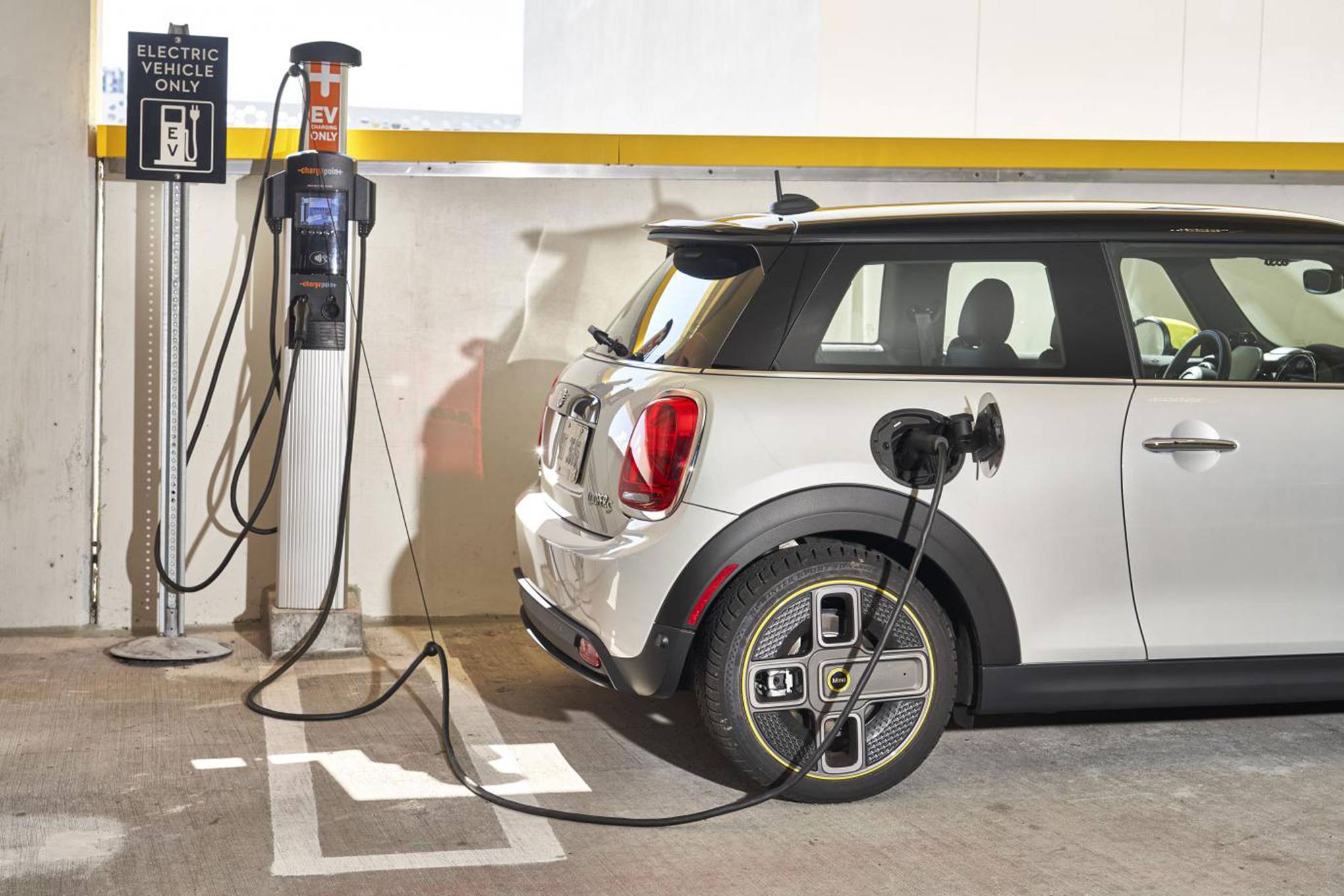 bmw mini hybrid power charger recall bmw mini hybrid power charger recall
