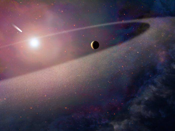 Hubble spots 'big brother' of Halley’s Comet being torn apart by white dwarf