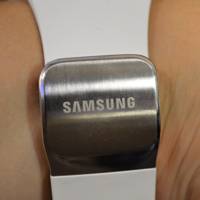 samsung gear s3 classic smartwatch with heart rate monitor