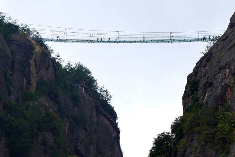 Chinese footbridge is 180 metres high, 300 metres long and made of
