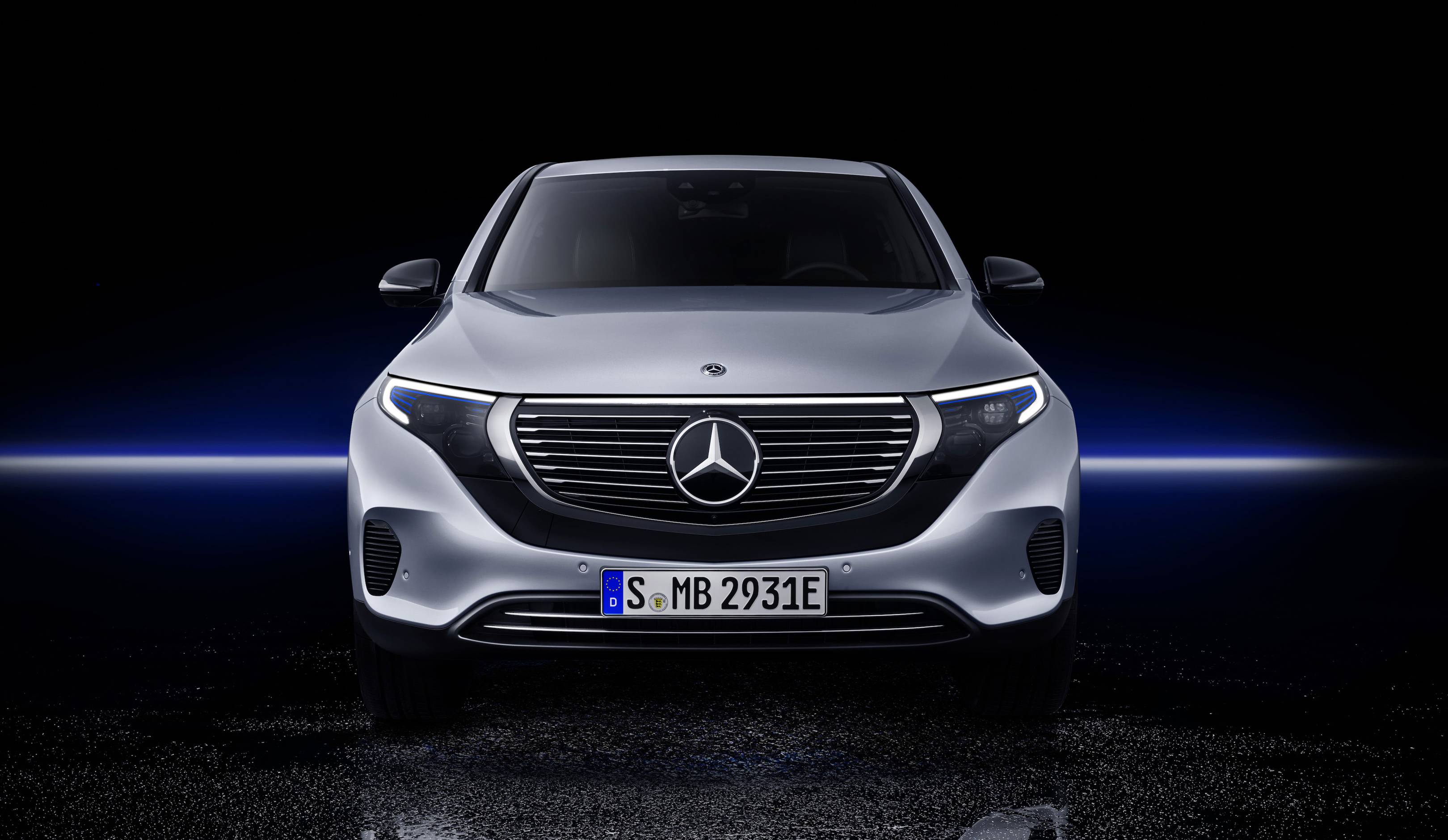 The Mercedes Eqc Electric Car Shows The Ev Race Is On And