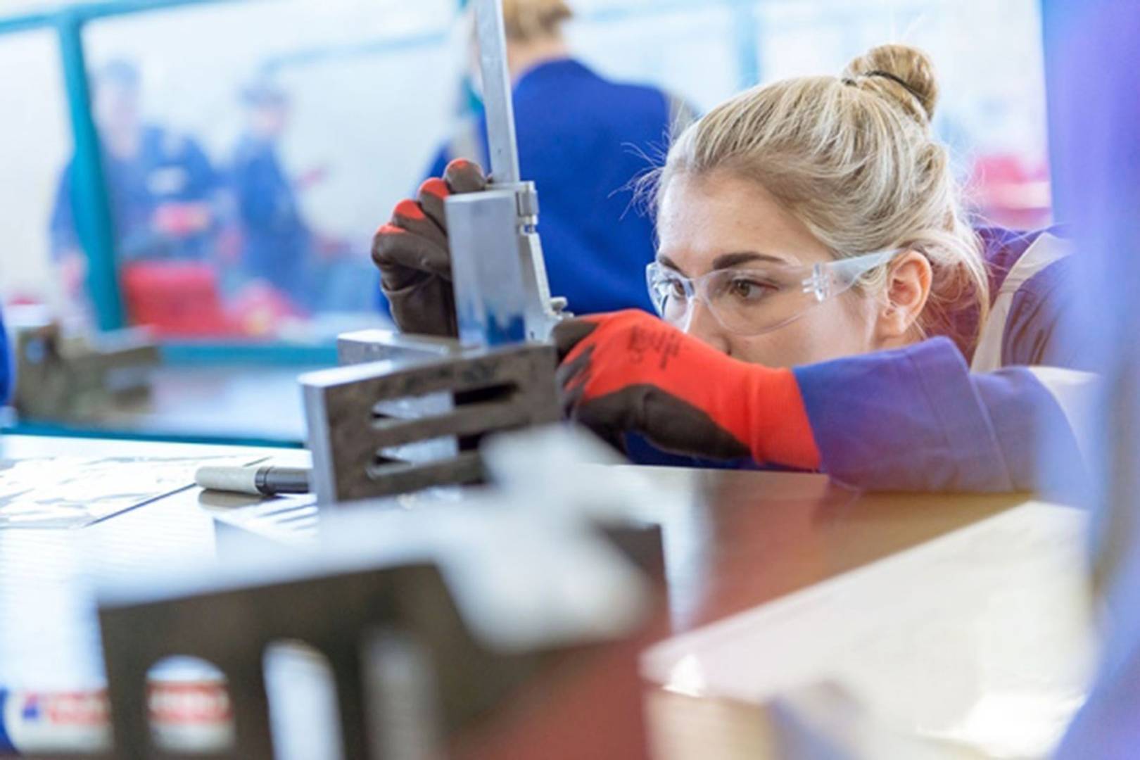 Edfs Pretty Curious Stem Campaign Criticised For Sexist Name