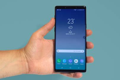 Samsung Galaxy Note 9 review: a great phone blighted by Bixby | WIRED UK