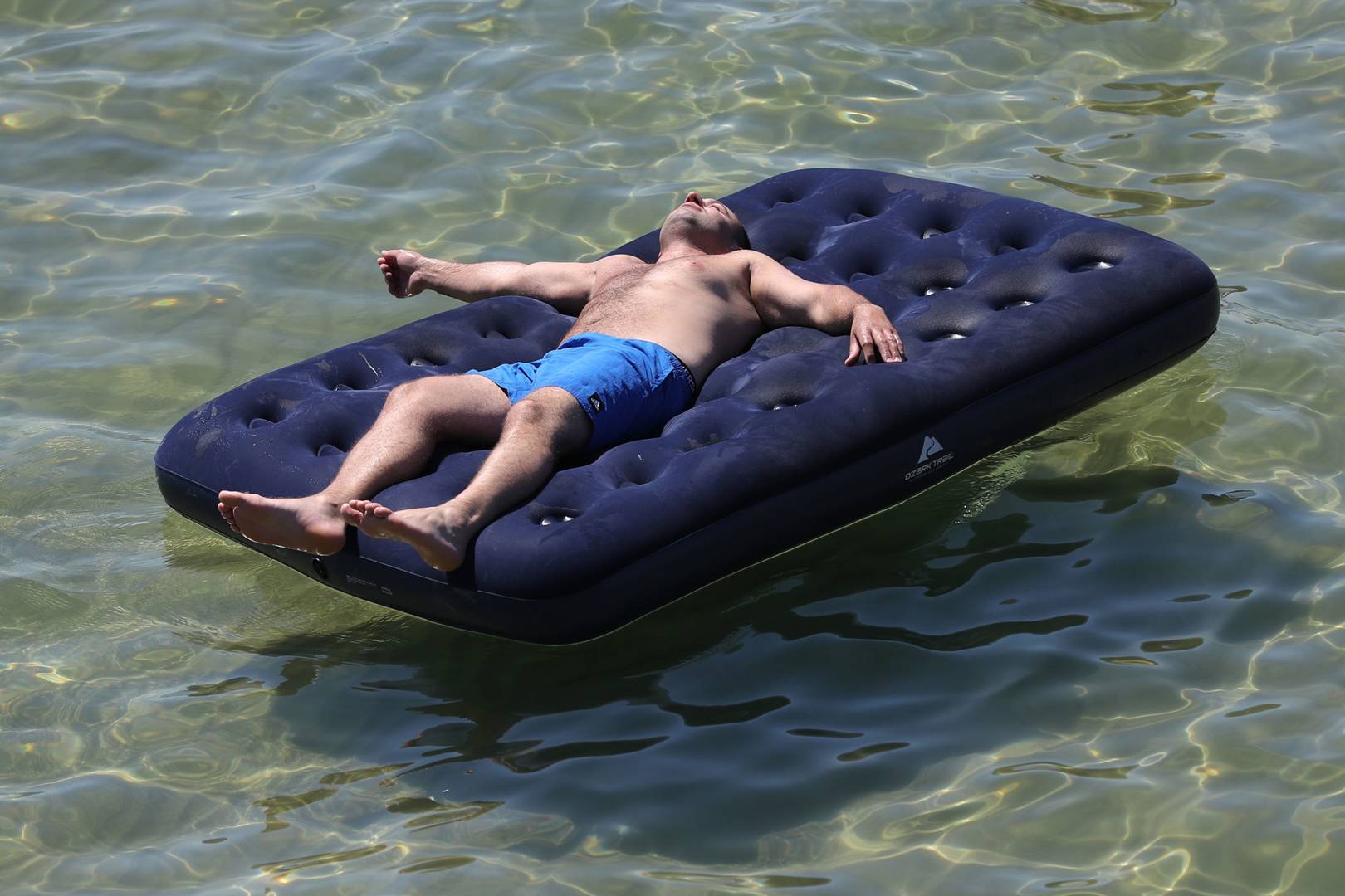 The UK's record-breaking year of hot weather in numbers