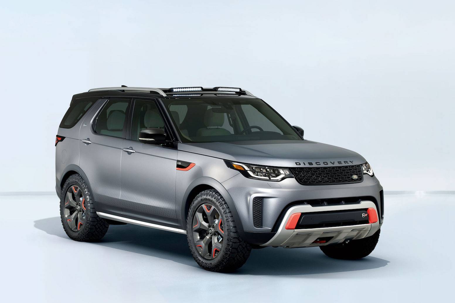The new Land Rover Discovery SVX comes with a 525hp V8