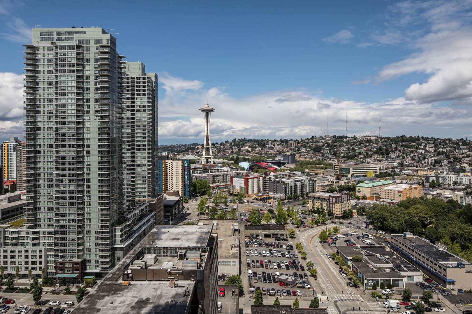 Amazon is looking for a new $5bn HQ to house 50,000 employees