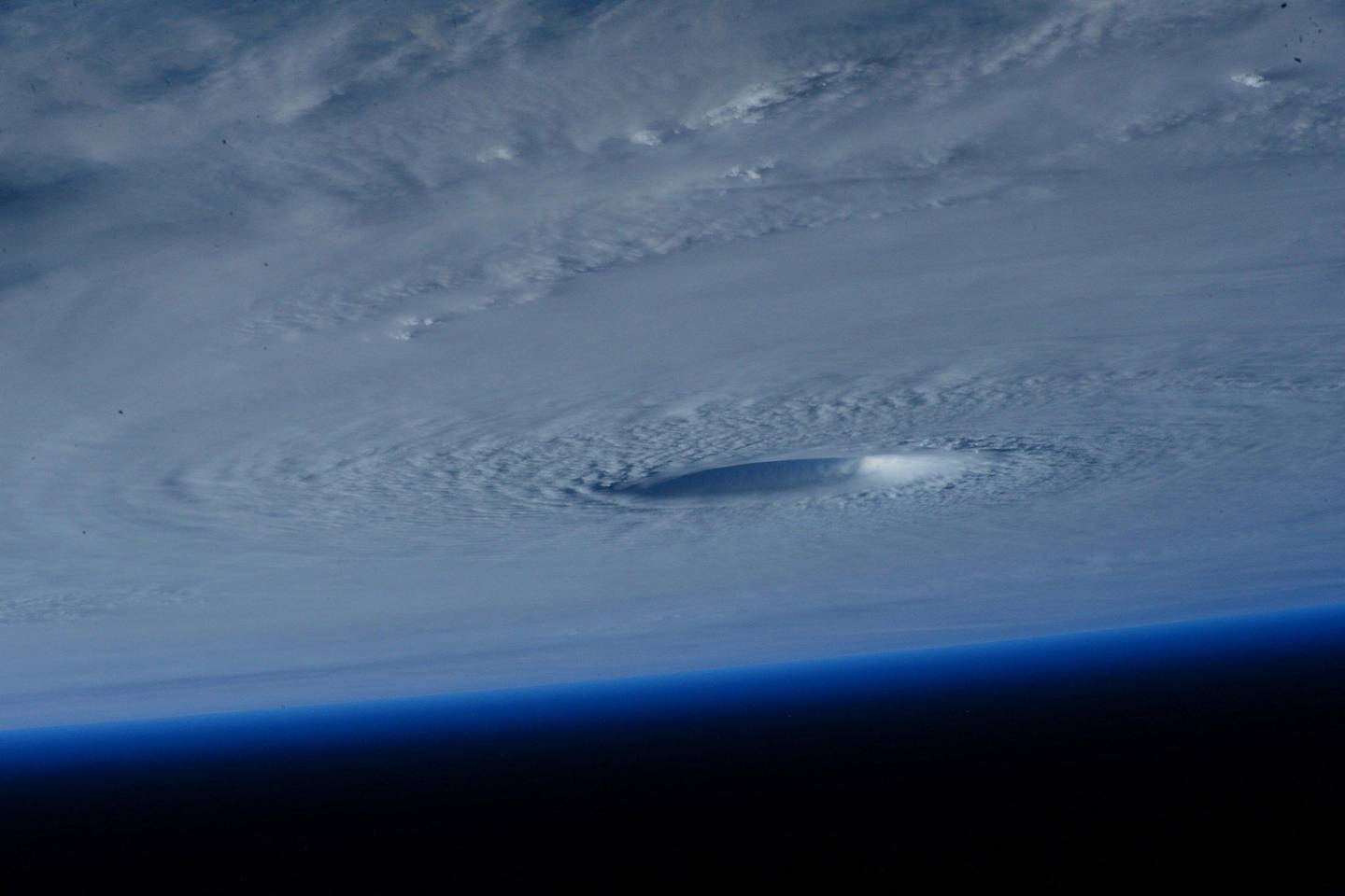 Enormous 160mph 'super Typhoon' Pictured From ISS | WIRED UK