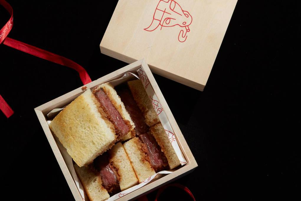 From speakers to sandwiches, feast your eyes on the ultimate luxury Christmas gifts
