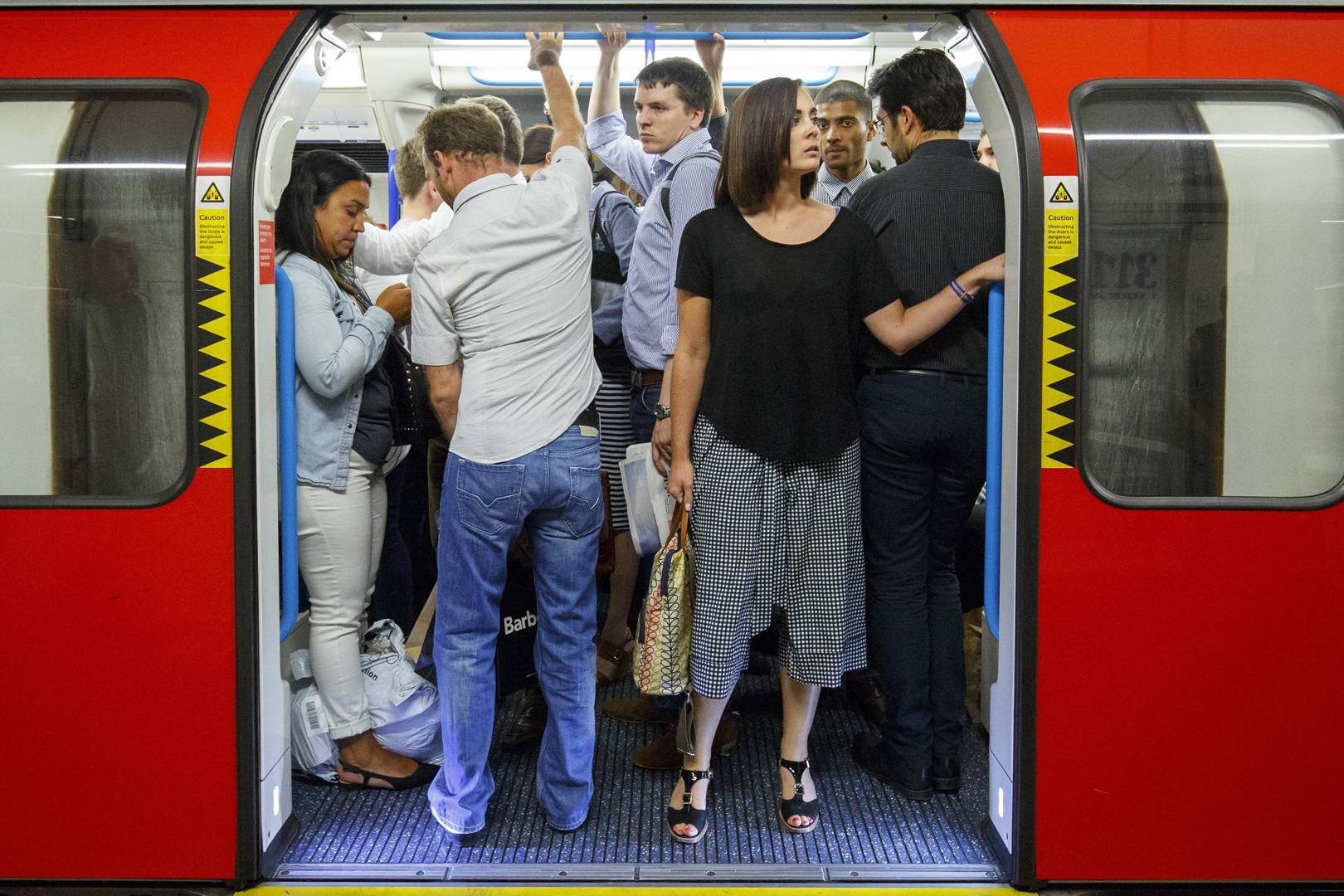 The London Underground is getting vending machines to clean all your dirty clothes