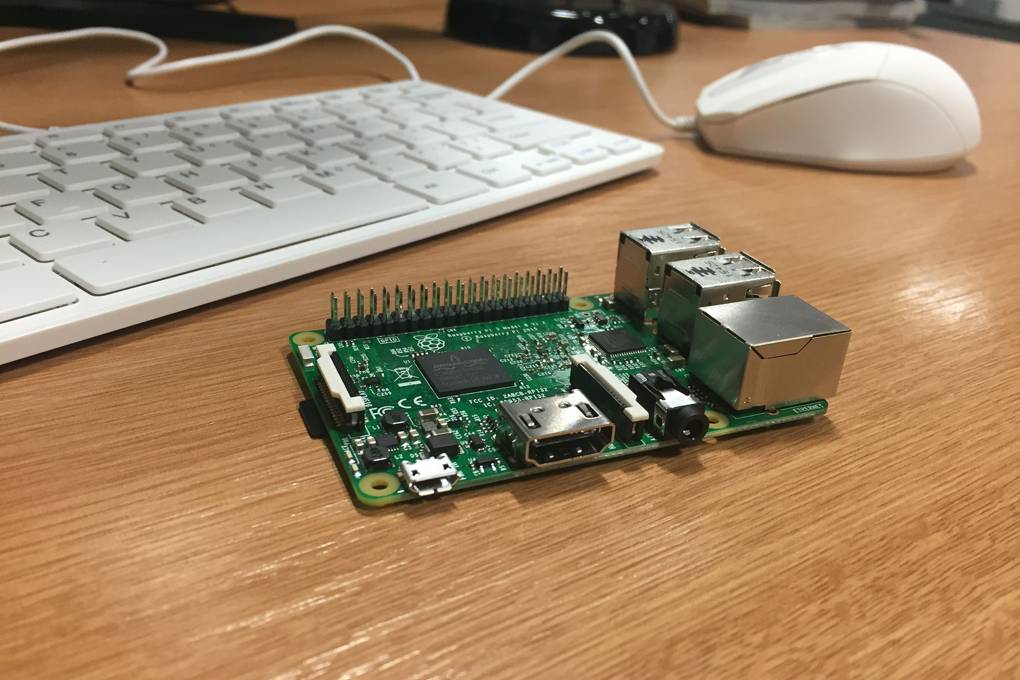 Raspberry Pi Projects And Tips Using The Pi 3 Model Starter Kit Wired Uk 1720