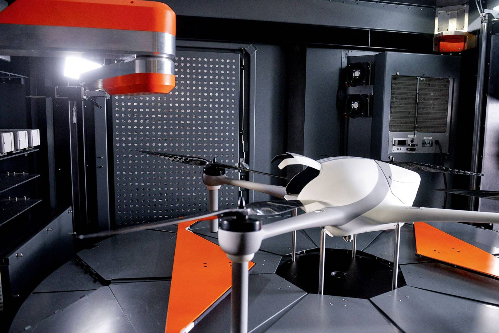 This Airobotics 'homing' drone flies and lands without any need for a human
