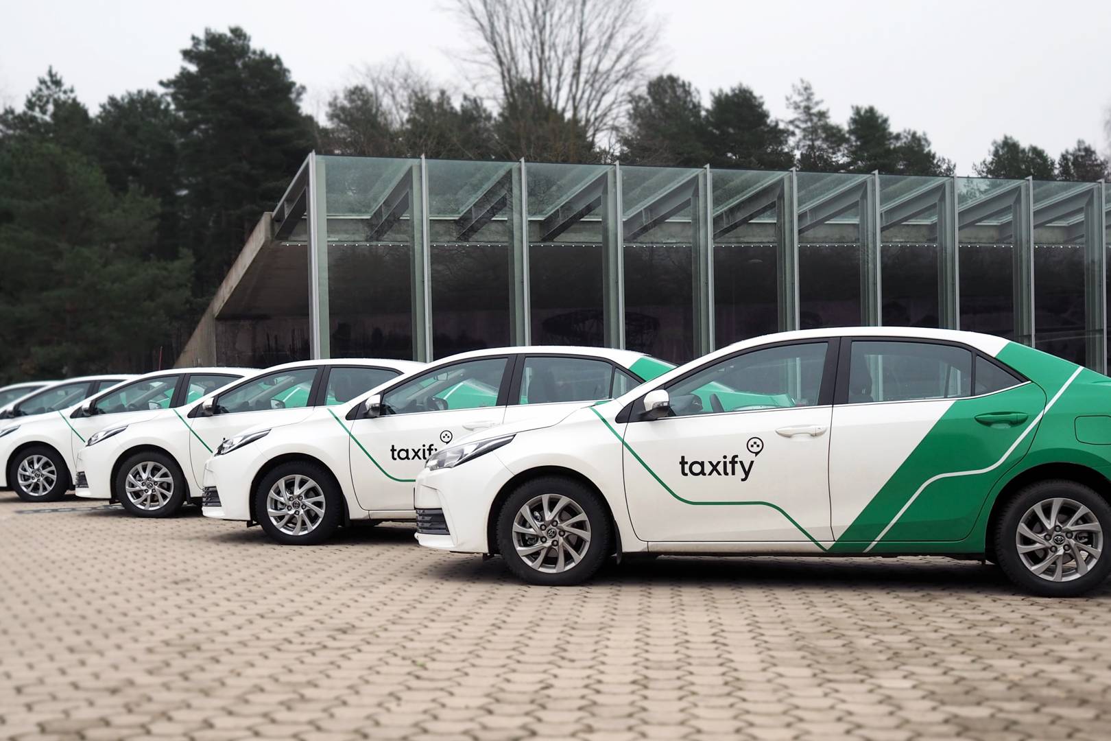 Taxify stops operating in London following TfL investigation