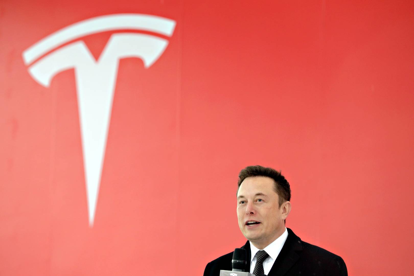 Elon Musk's latest Twitter outburst could cost him his job at Tesla