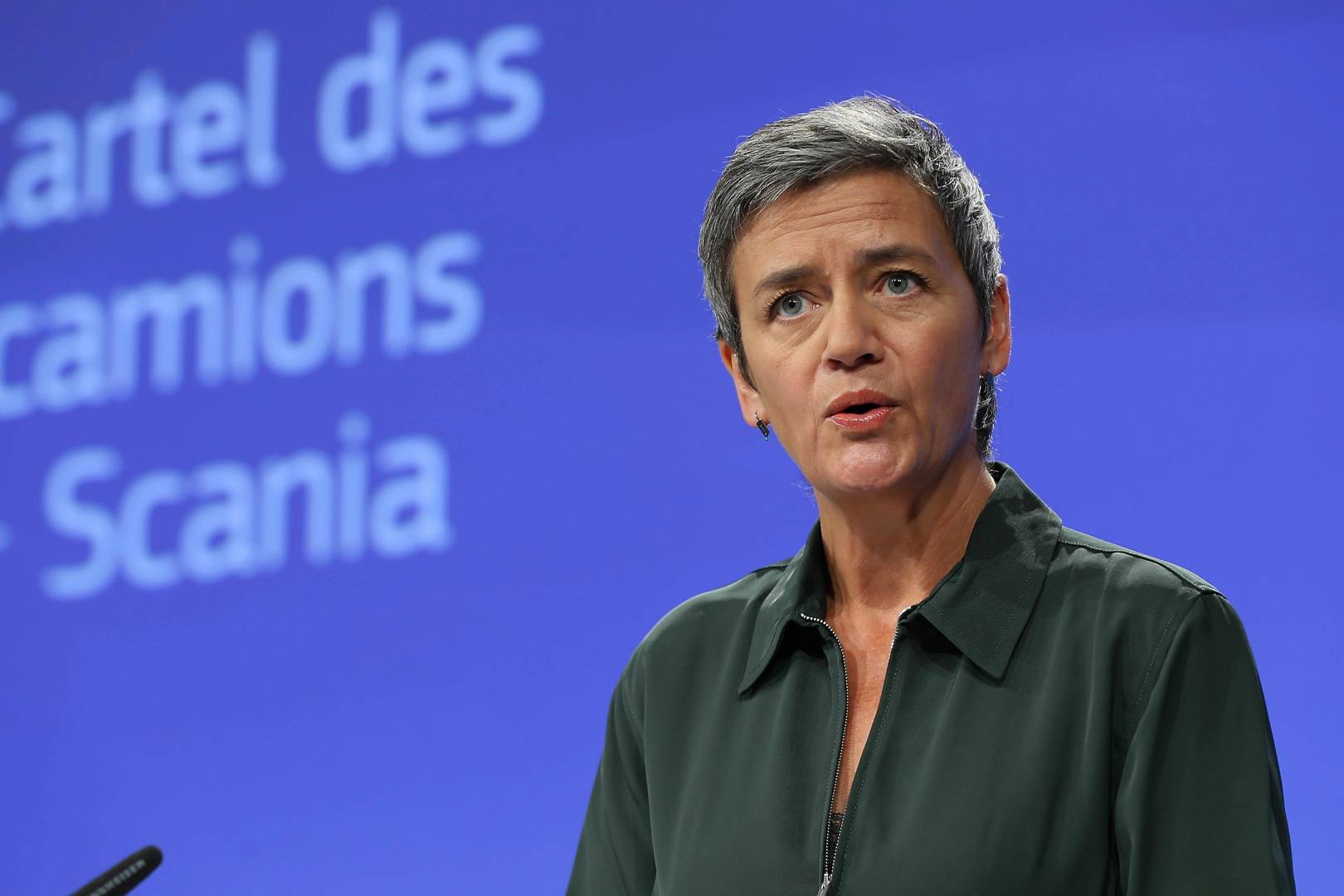 Amazon has been ordered to pay €250m in back taxes by the EU