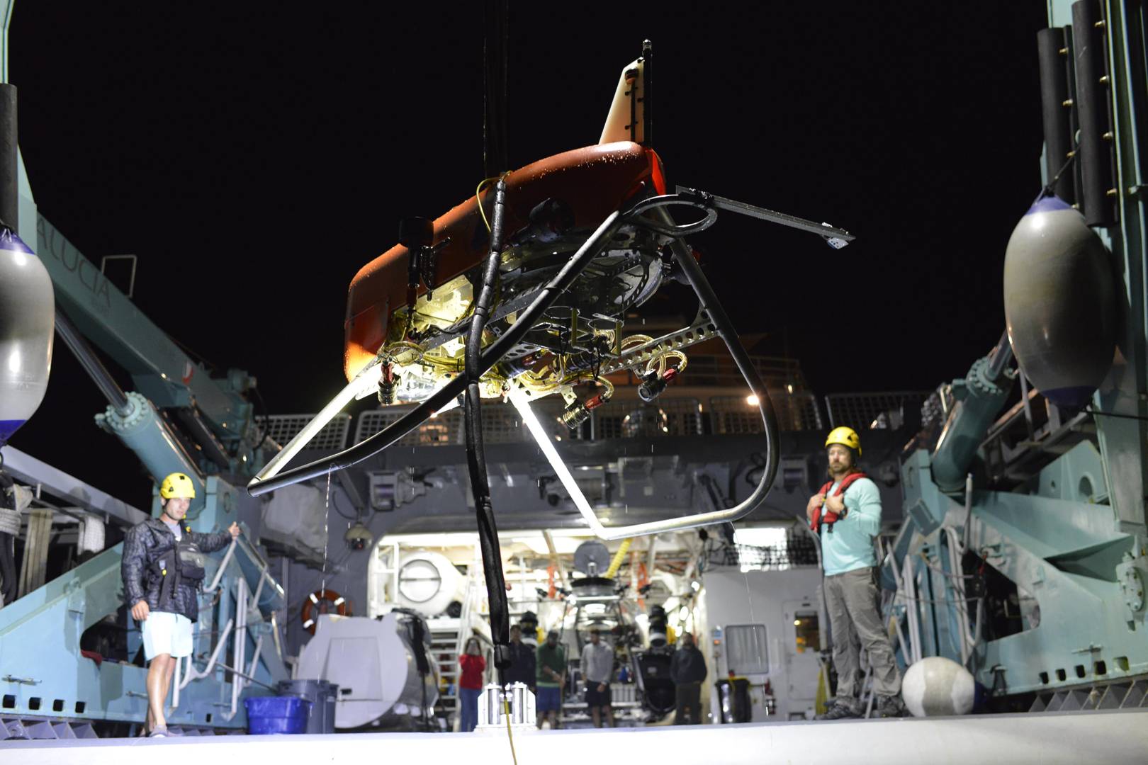 Inside the daring mission to build alien-hunting space submarines