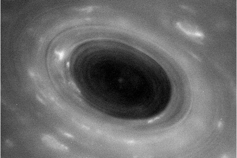 Take a trip on Cassini as it dives through Saturn's rings in this Nasa video
