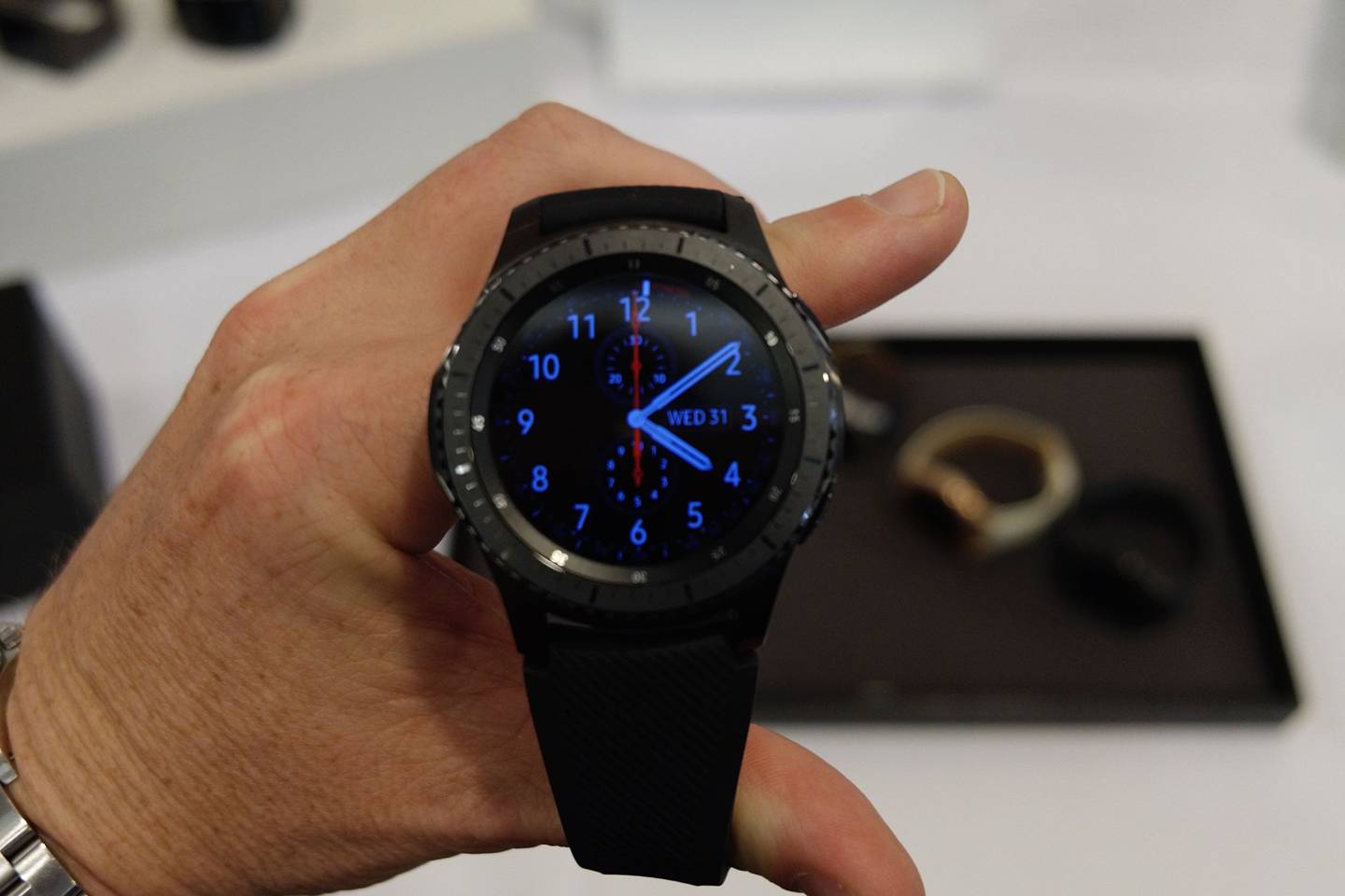 facebook samsung gear s3
