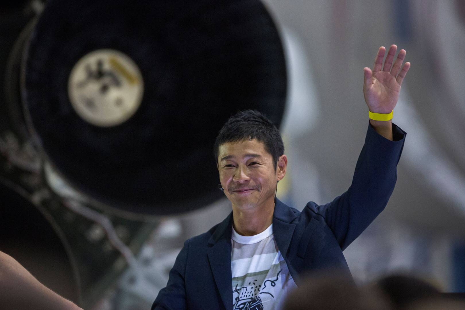 Meet Yusaku Maezawa, the first tourist SpaceX will fly to the Moon