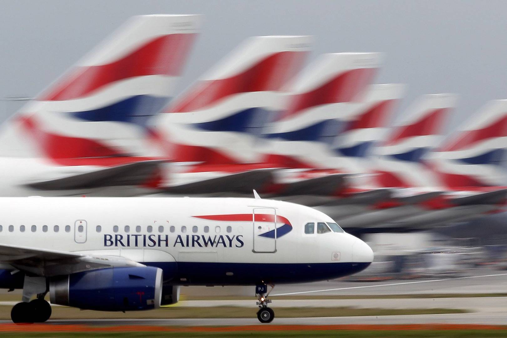 UK laptop flight ban explained: US has lifted the laptop flight ban, UK ban remains
