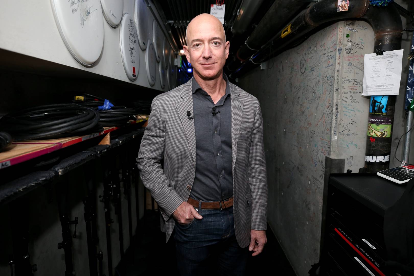 Friday briefing: Jeff Bezos accuses National Enquirer owner of blackmail