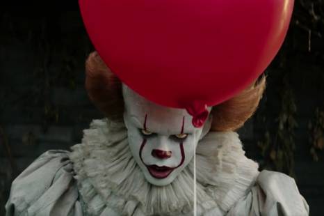If you hate clowns, you should probably give the terrifying new It clip a miss